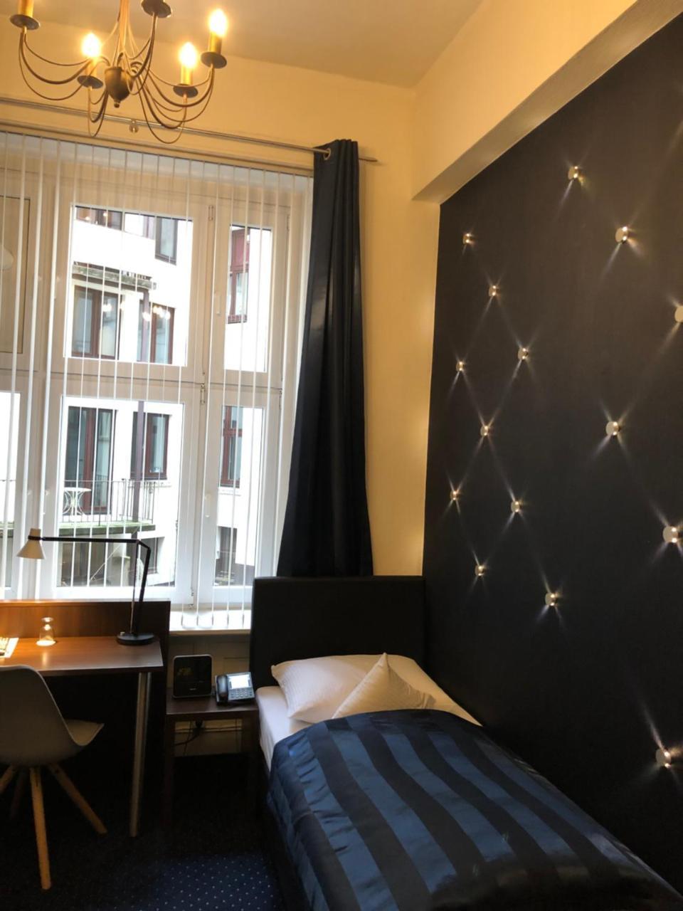 Hotel Wagner Im Dammtorpalais Hamburg Dış mekan fotoğraf